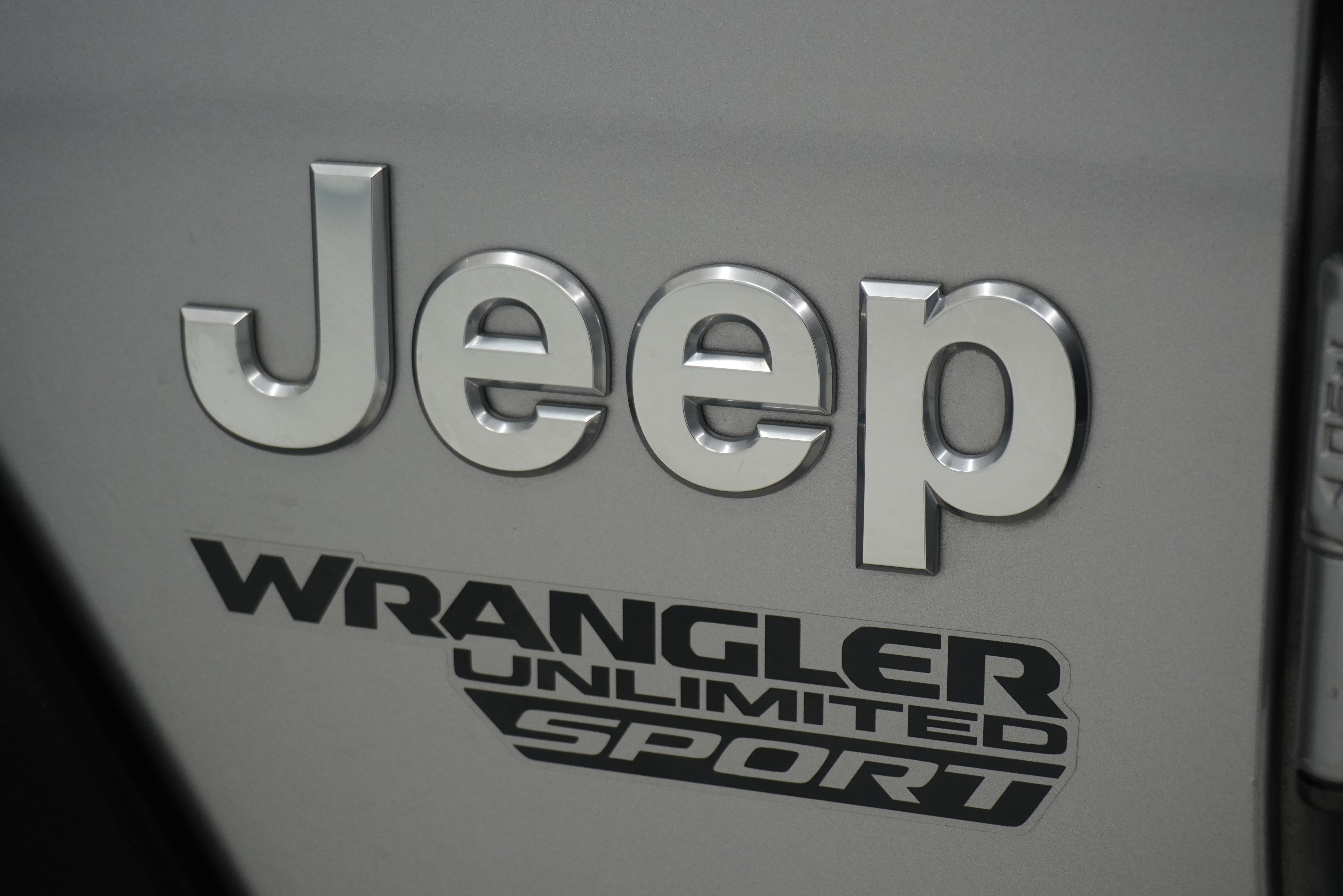 Used 2019 Jeep Wrangler Unlimited Sport S image 8