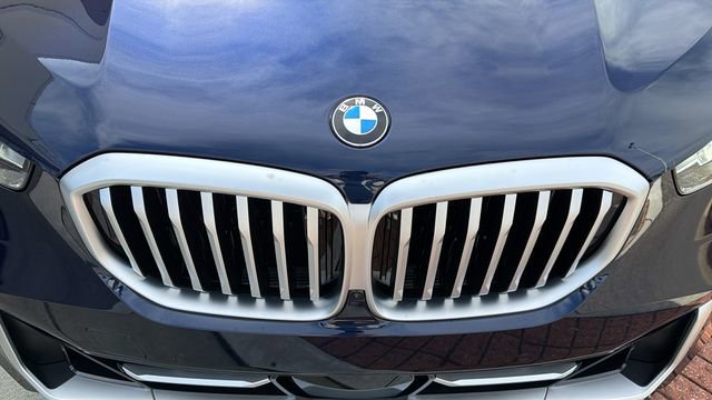 New 2026 BMW X5 xDrive40i w/ Premium Package image 9