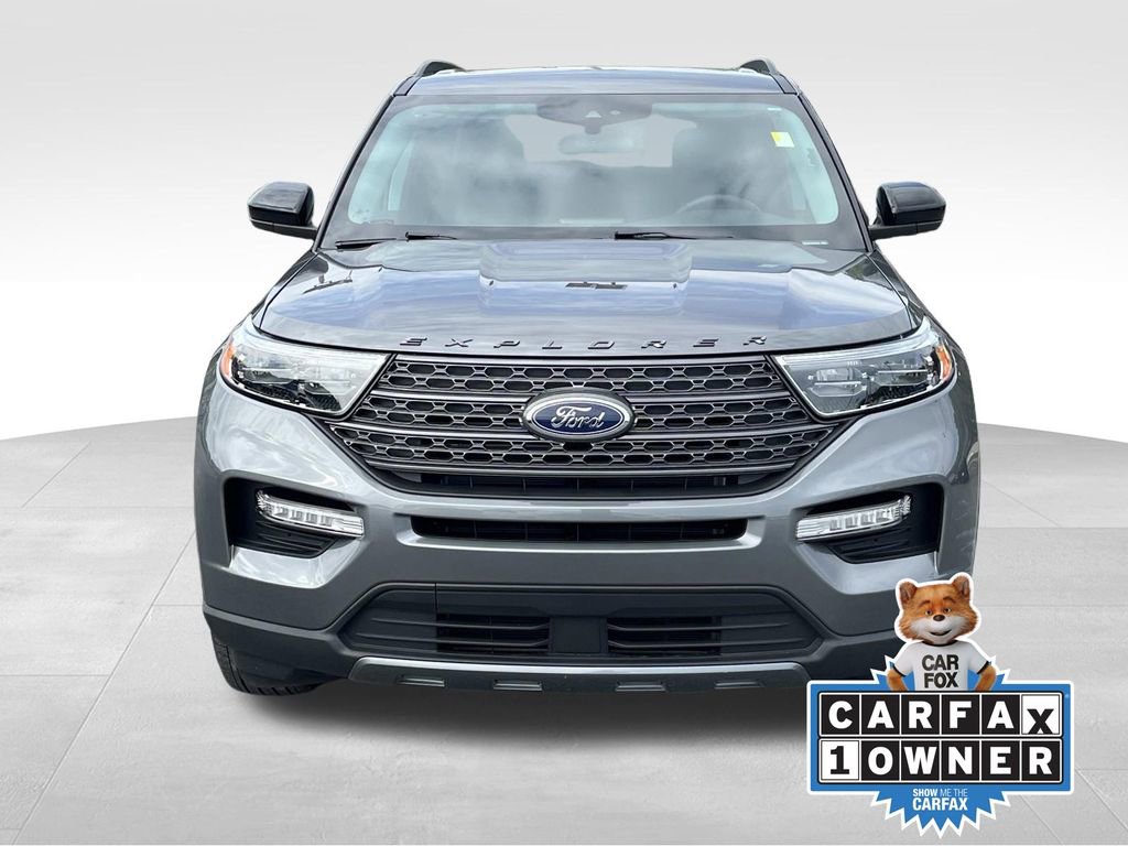 Used 2023 Ford Explorer XLT w/ Equipment Group 202A image 9