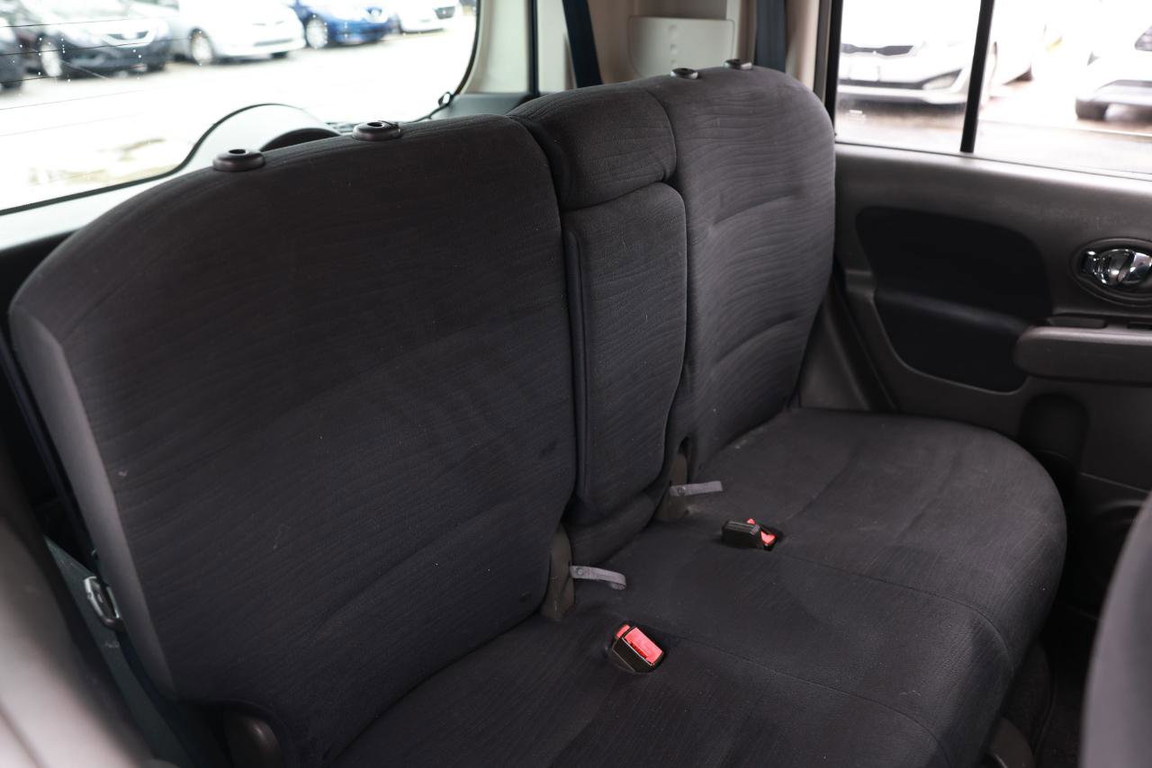 Used 2011 Nissan Cube 1.8 S w/ Interior Designer Pkg FWD image 14