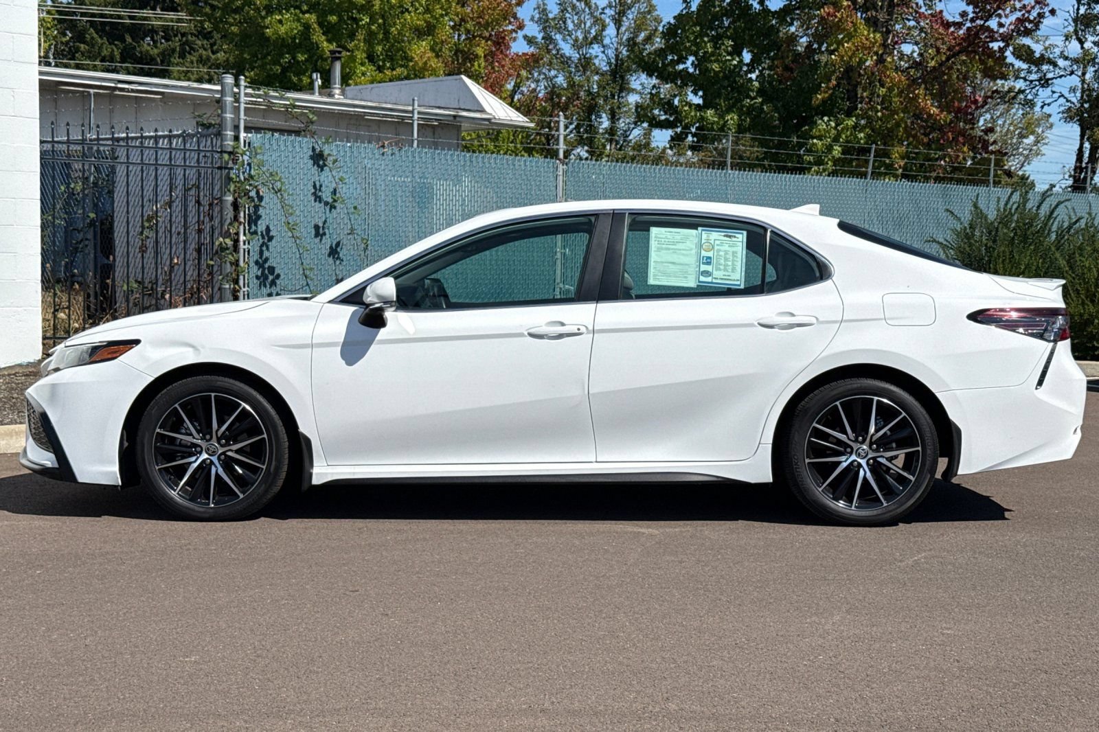 Used 2024 Toyota Camry SE w/ Audio Upgrade Package AWD/4WD image 7