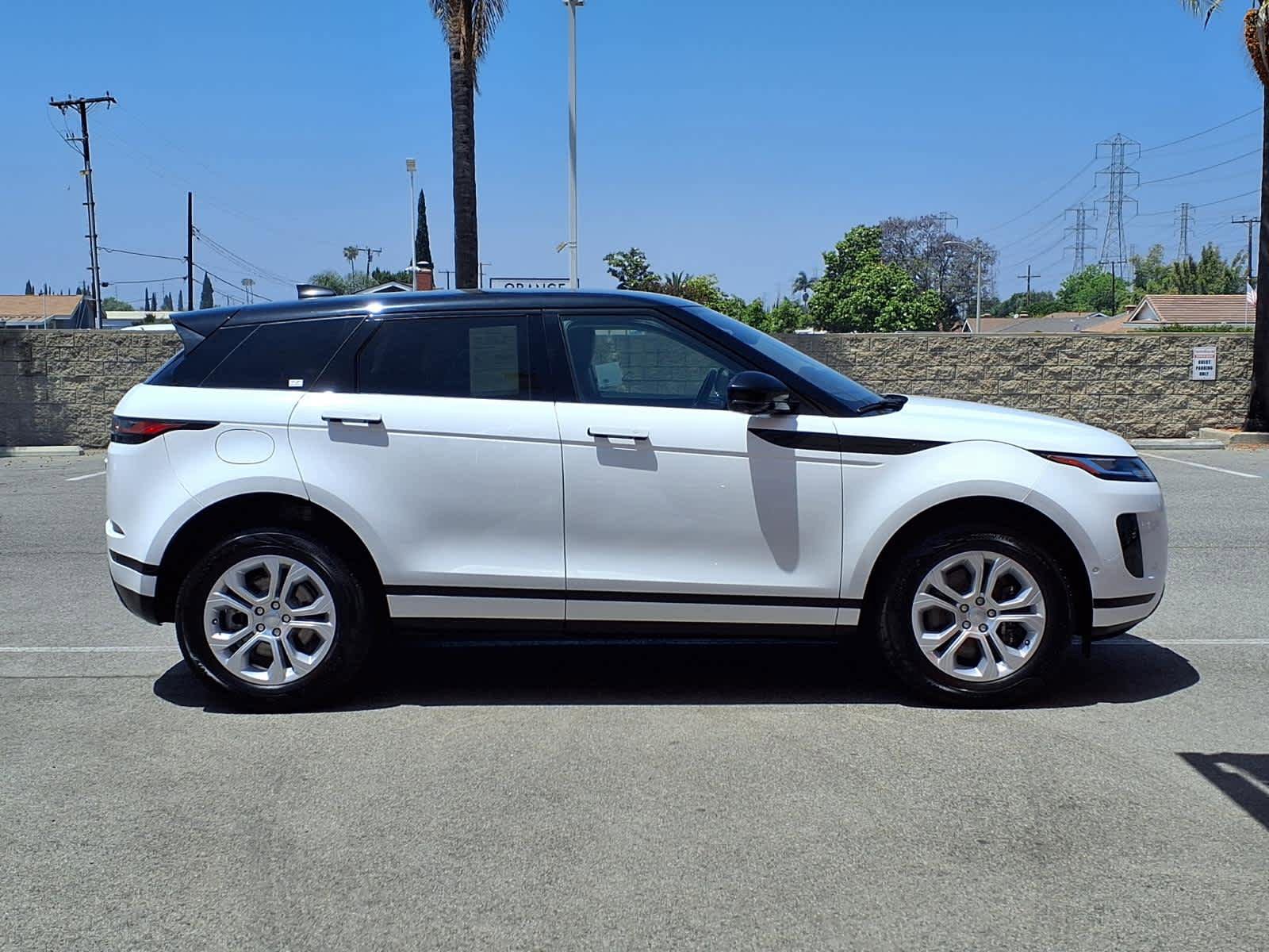 Used 2021 Land Rover Range Rover Evoque S AWD/4WD image 3