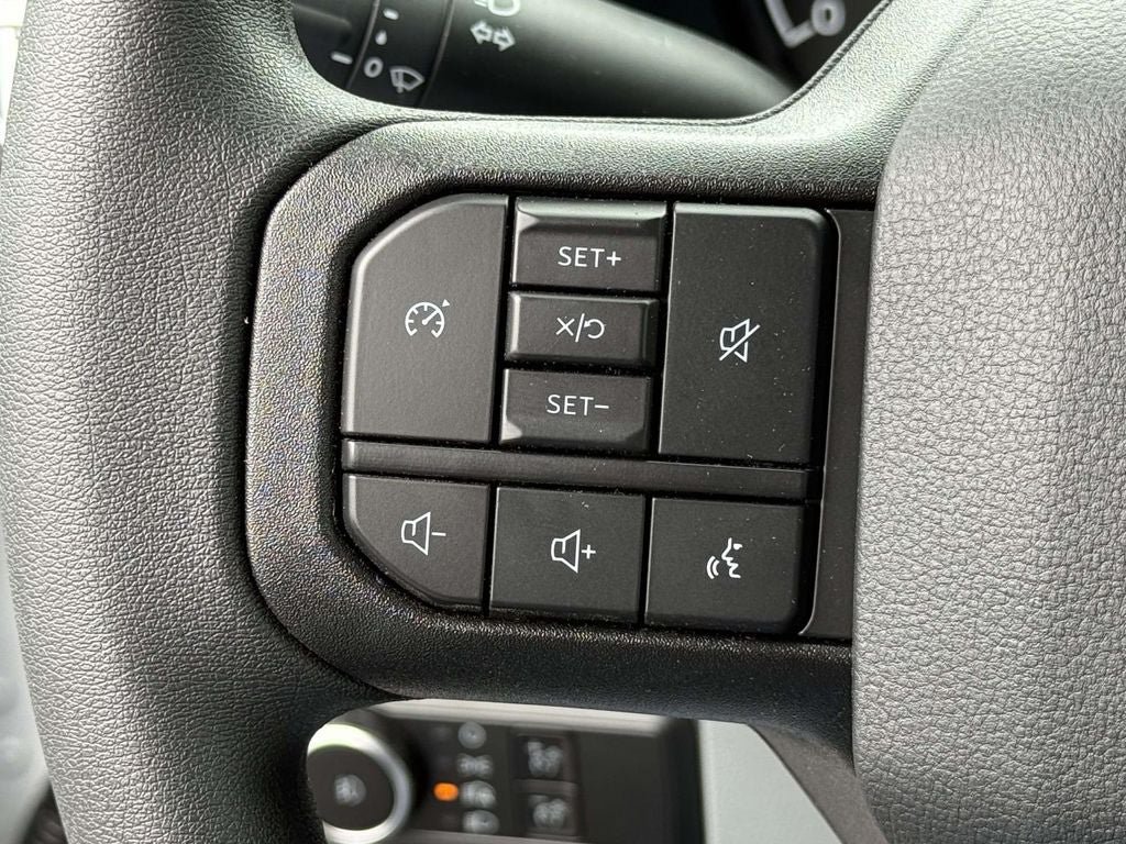 New 2026 Ford F350 XL w/ FX4 Off-Road Package AWD/4WD image 16