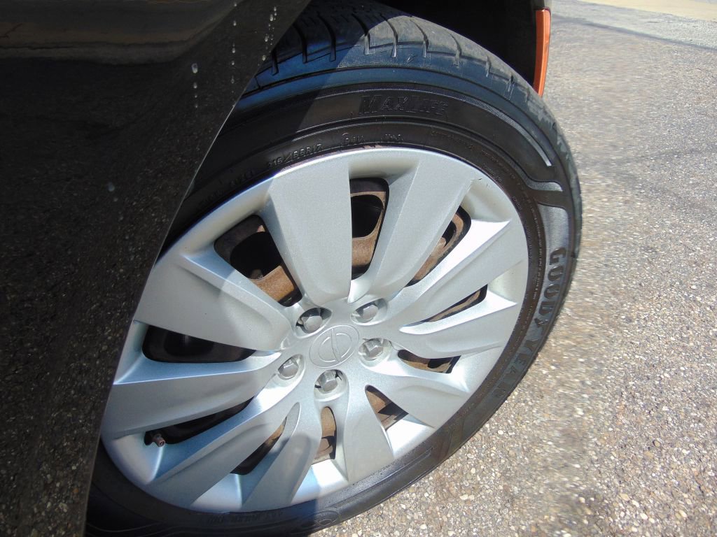 Used 2016 Chrysler 200 LX image 26