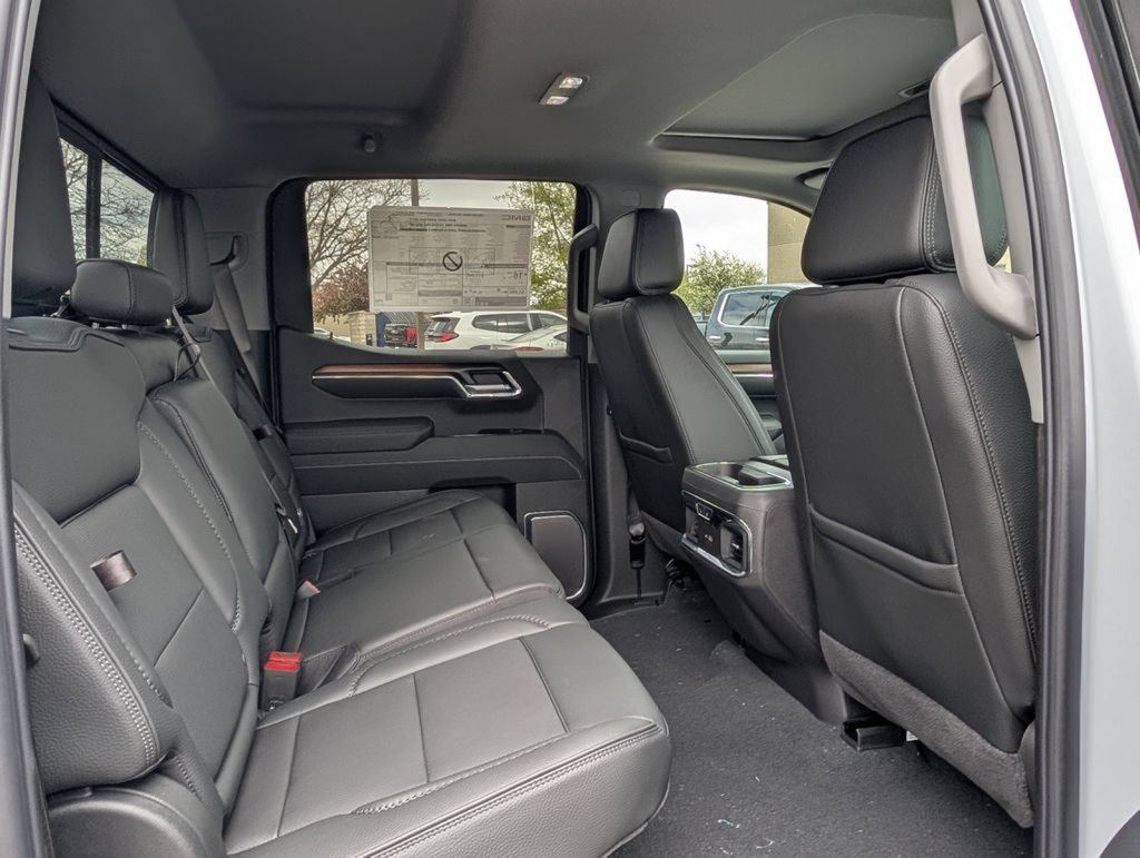 New 2026 GMC Sierra 1500 Denali w/ Denali Reserve Package AWD/4WD image 34