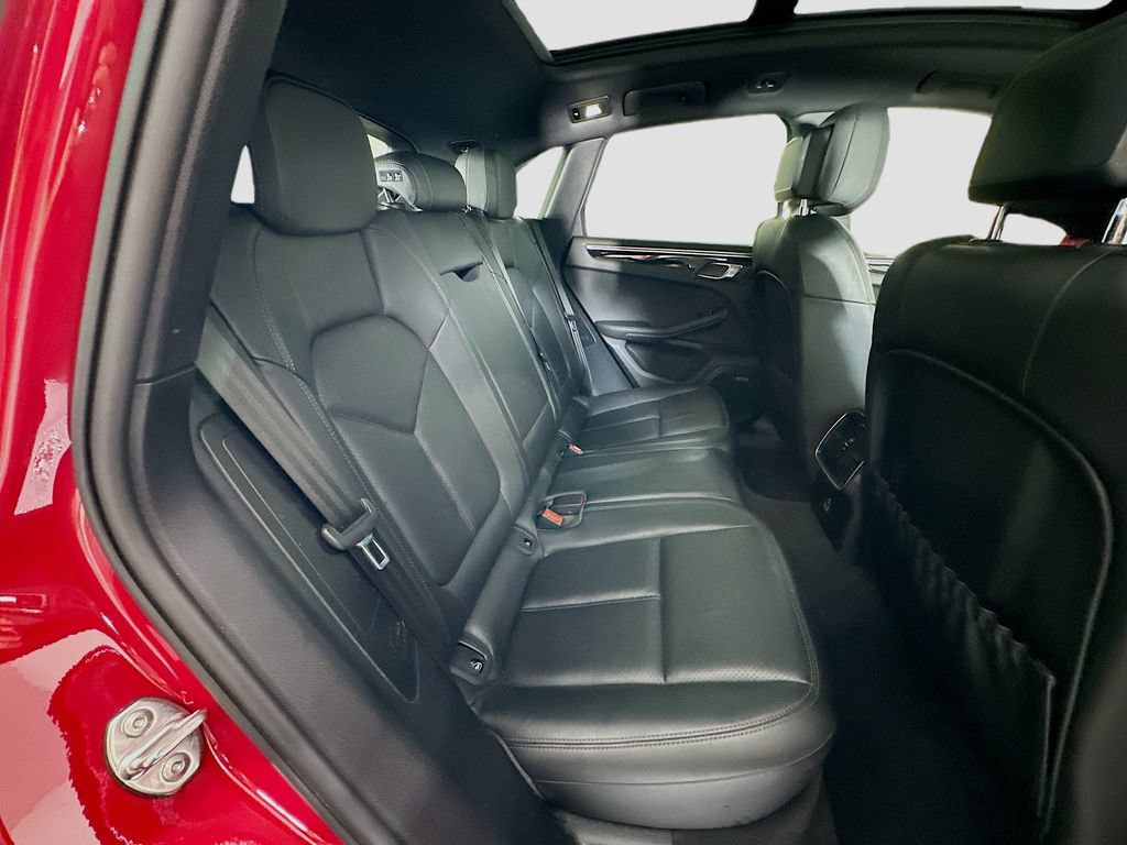 Certified 2021 Porsche Macan S AWD/4WD image 29