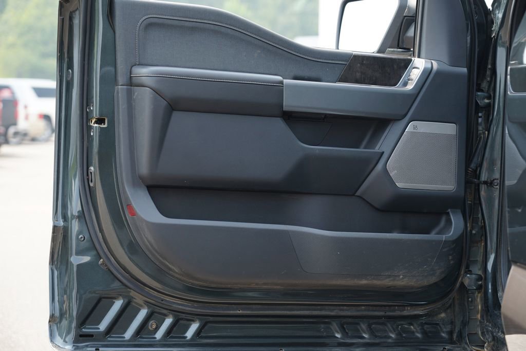 Used 2021 Ford F150 Lariat image 14