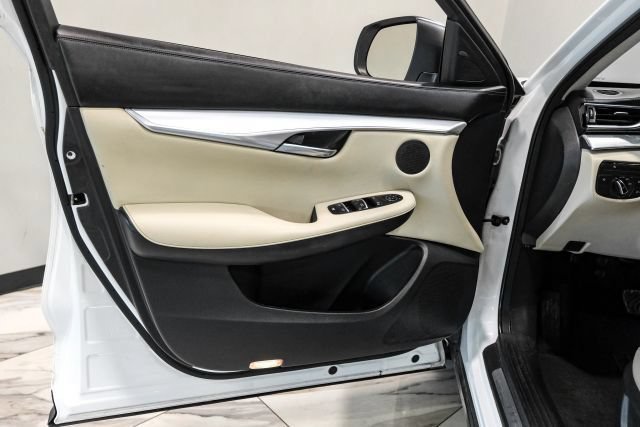 Used 2020 INFINITI QX50 Luxe w/ Navigation Package FWD image 40