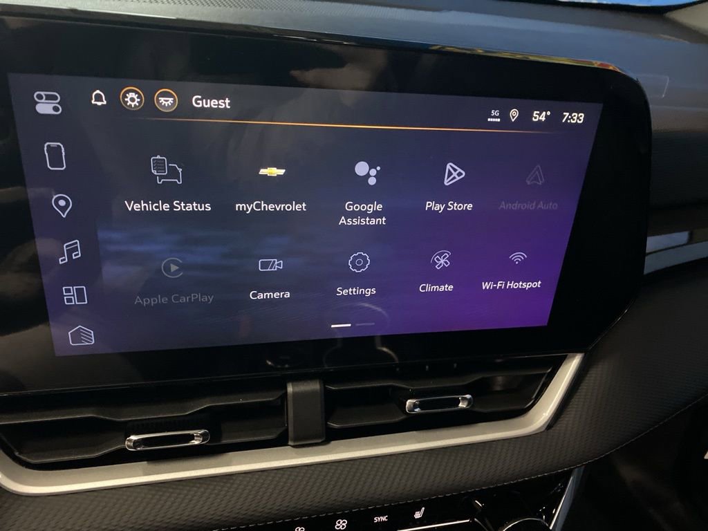 New 2026 Chevrolet Equinox LT w/ Convenience Package II image 2
