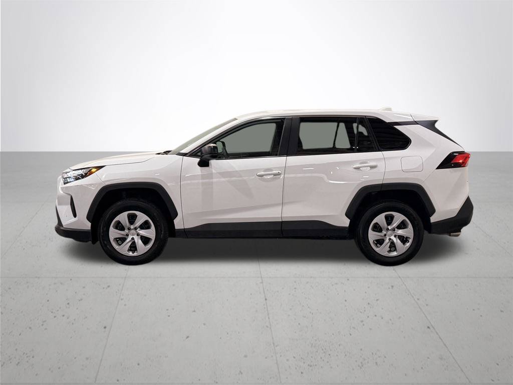 Used 2025 Toyota RAV4 LE AWD/4WD image 15
