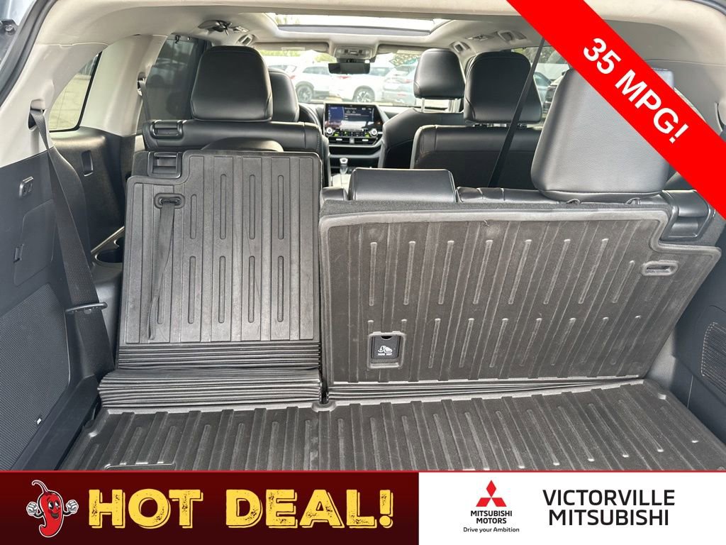 Used 2021 Toyota Highlander Platinum FWD image 15