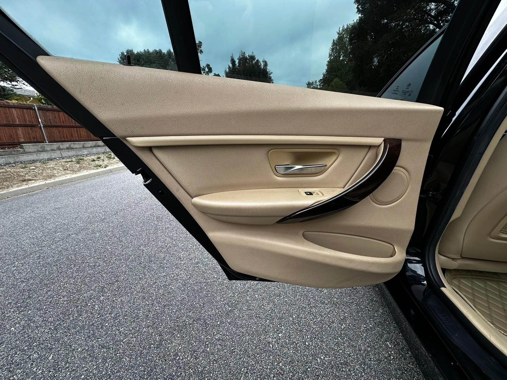 Used 2015 BMW 328i Sedan RWD image 23