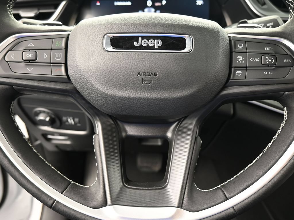 New 2026 Jeep Grand Cherokee Laredo X AWD/4WD image 26