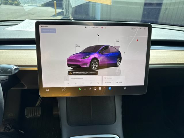 Used 2022 Tesla Model Y Long Range AWD/4WD image 17