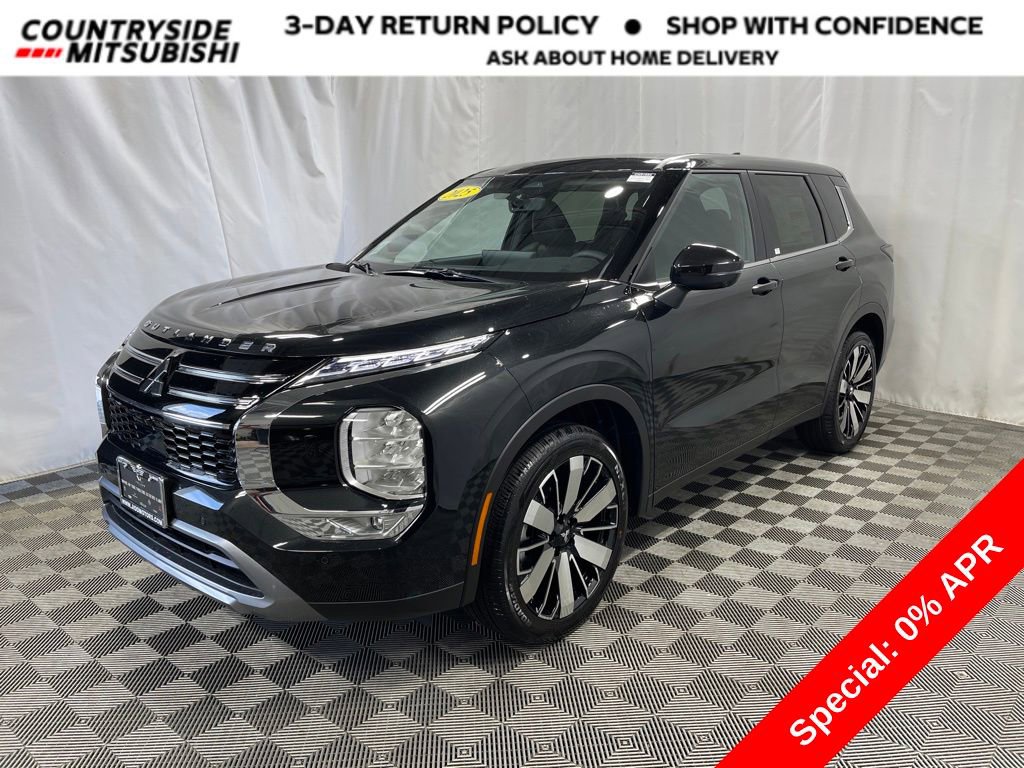 New 2025 Mitsubishi Outlander SE