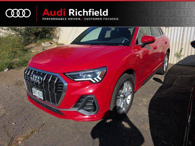 Certified 2023 Audi Q3 2.0T Premium Plus w/ Premium Plus Package AWD/4WD image 2