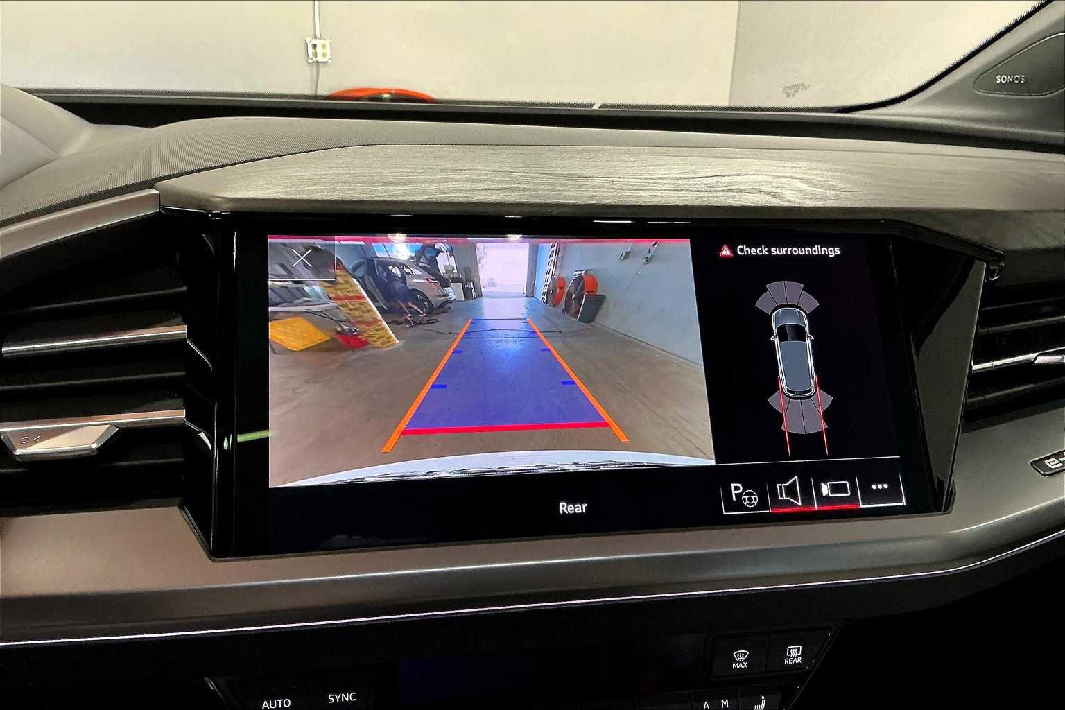 Used 2023 Audi Q4 e-tron Prestige w/ 20" Wheel Package image 23