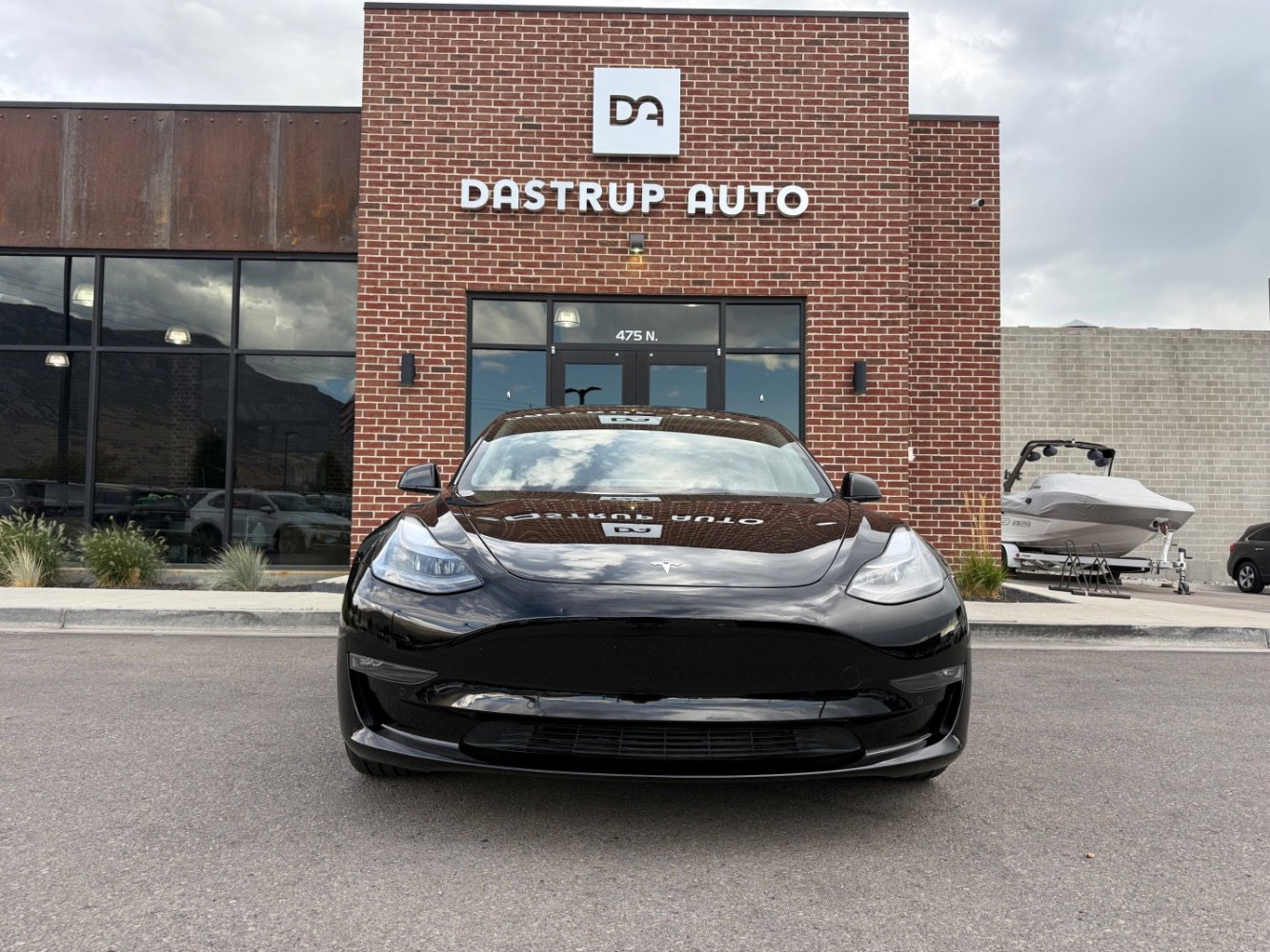 Used 2022 Tesla Model 3 Performance image 2
