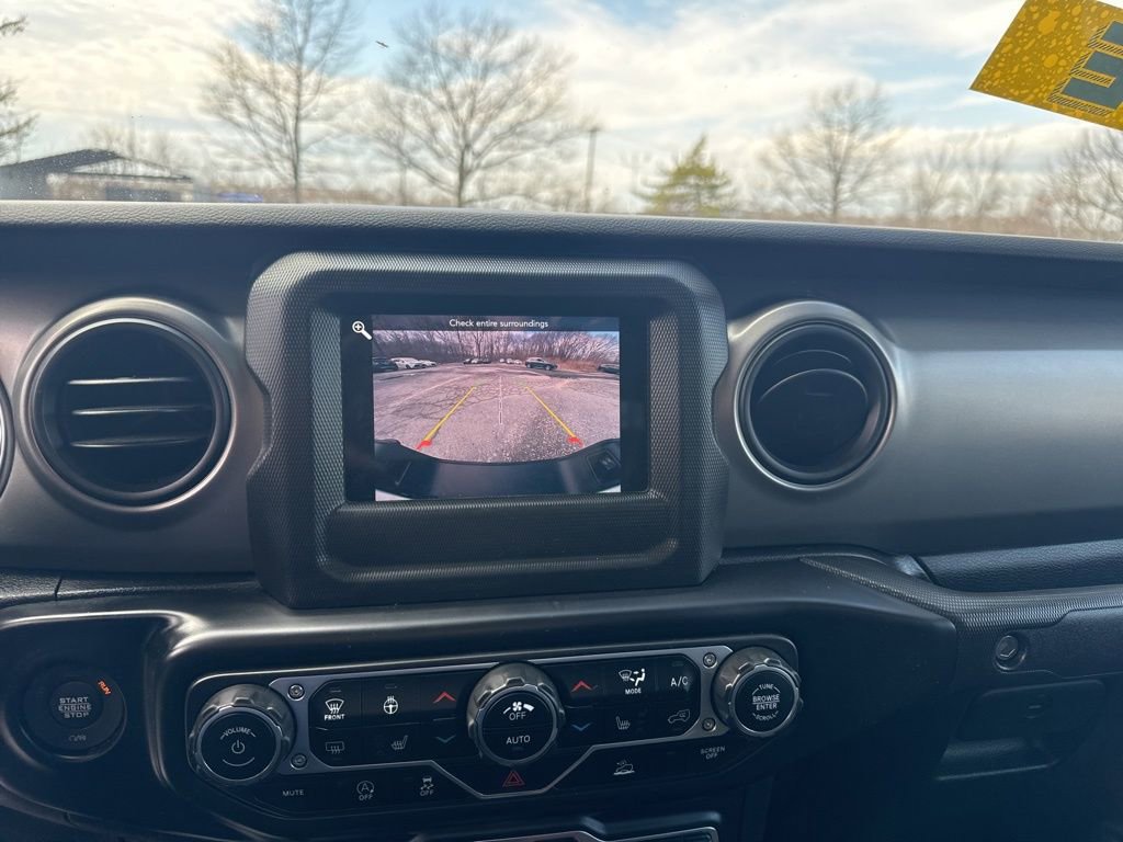 Used 2021 Jeep Gladiator Sport image 26