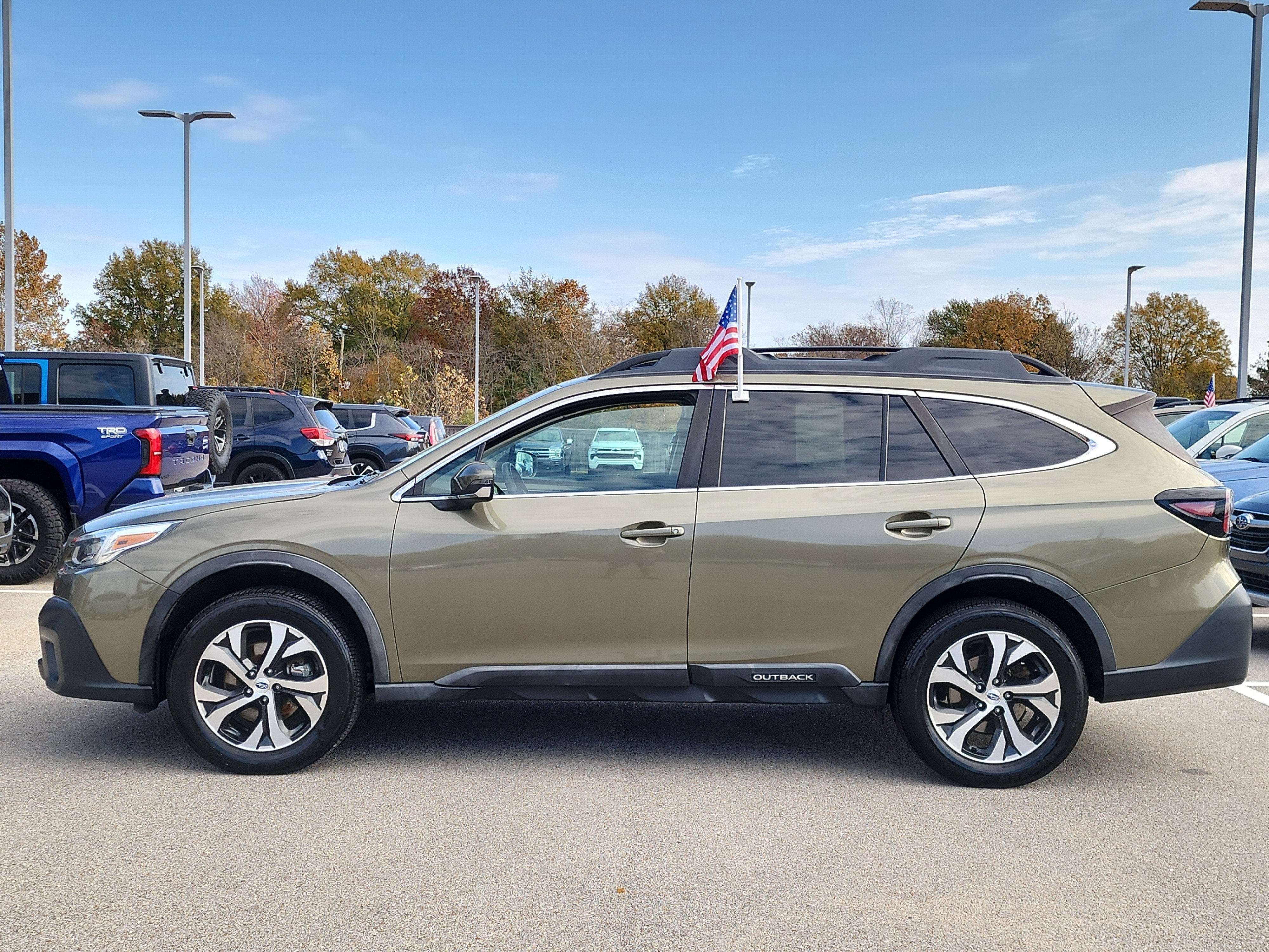 Used 2020 Subaru Outback Limited image 6