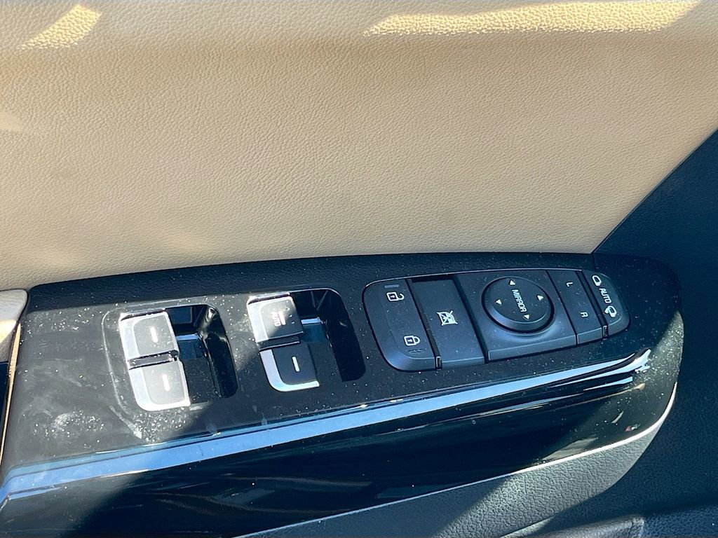 Used 2020 Kia Sportage SX image 18