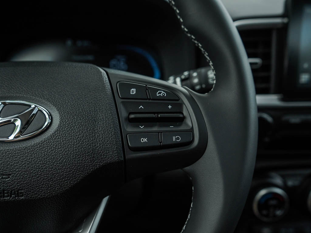 New 2025 Hyundai Venue SEL image 20