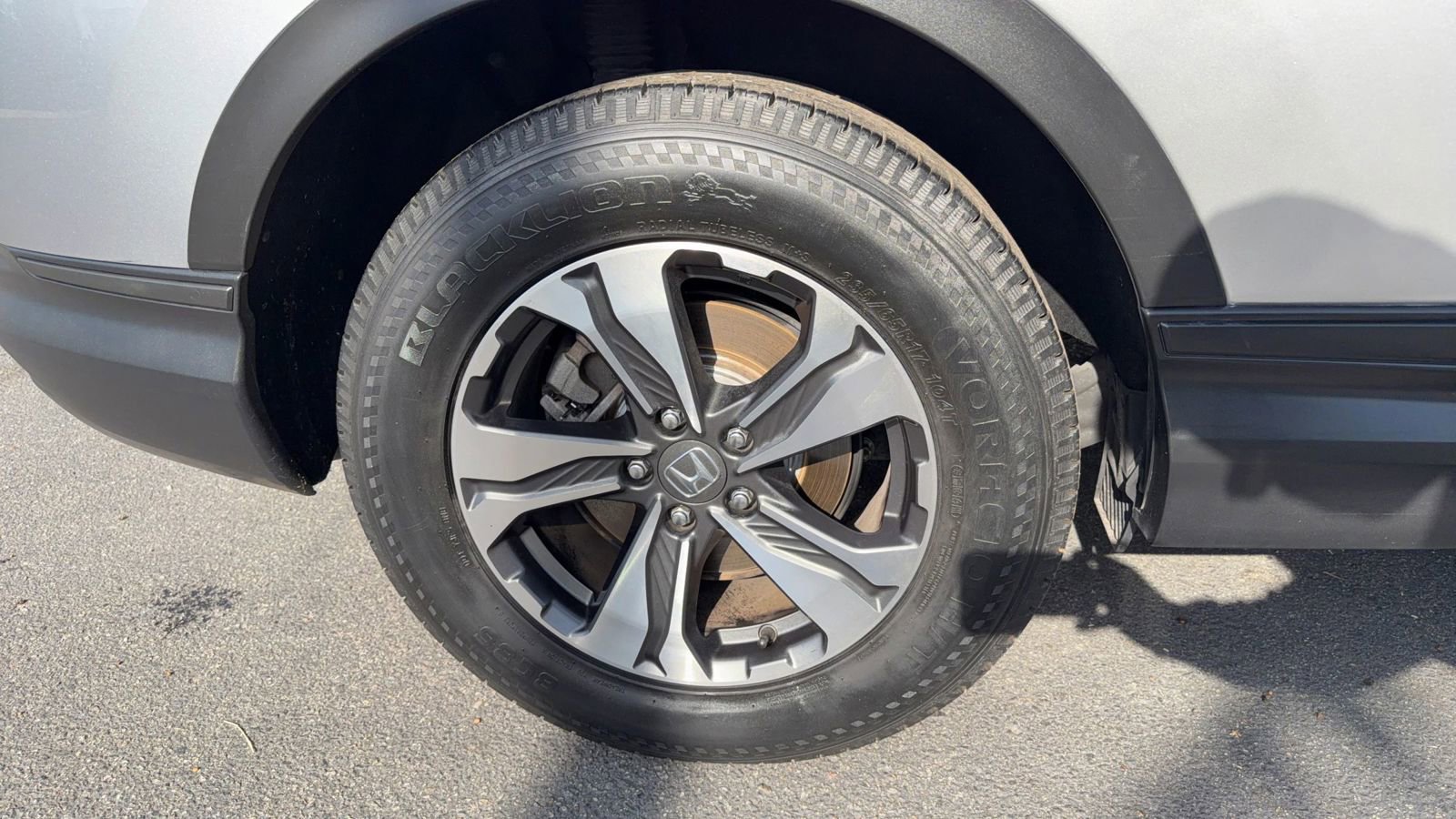 Used 2017 Honda CR-V LX image 9