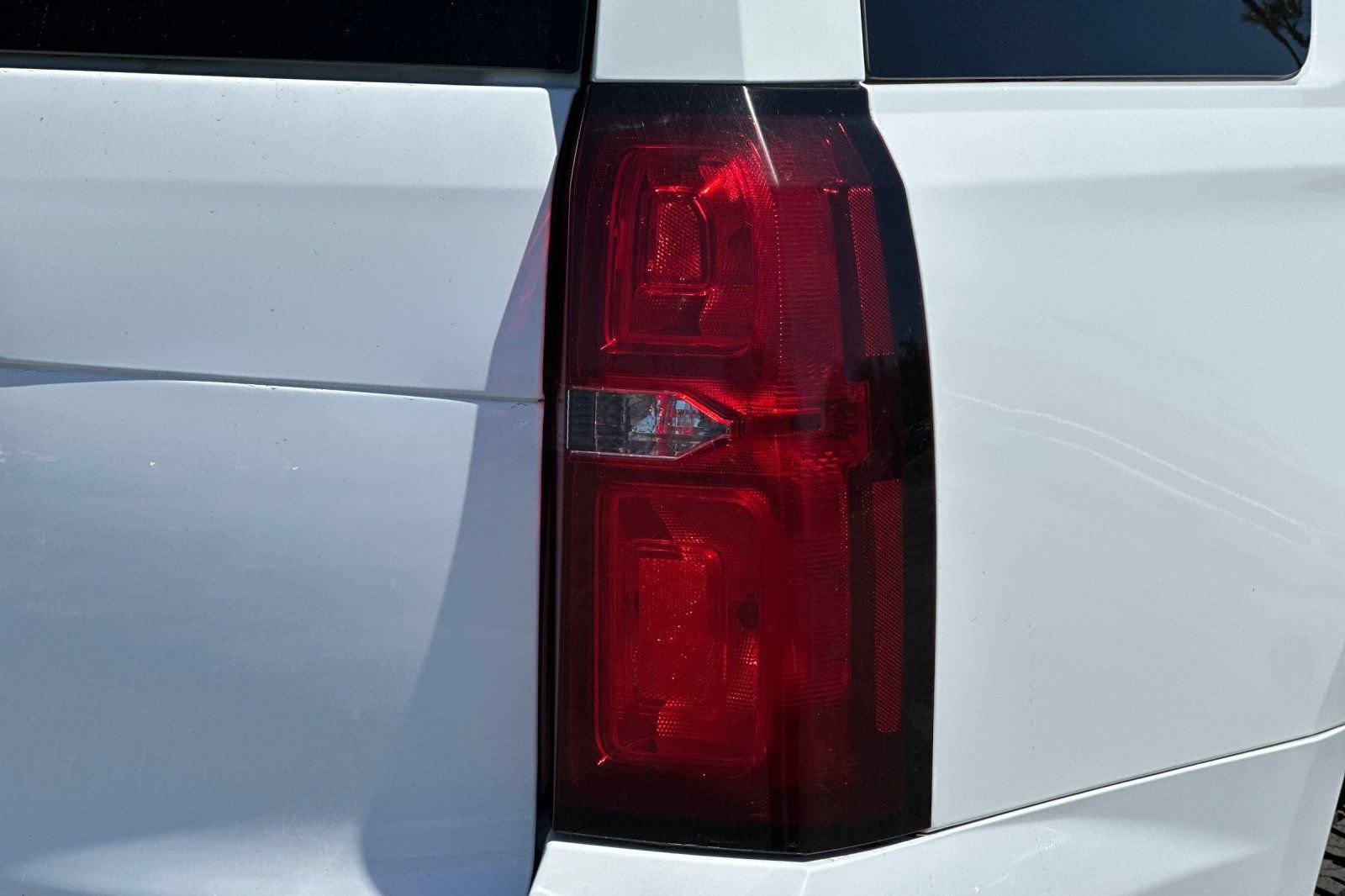 Used 2020 Chevrolet Tahoe LT AWD/4WD image 28