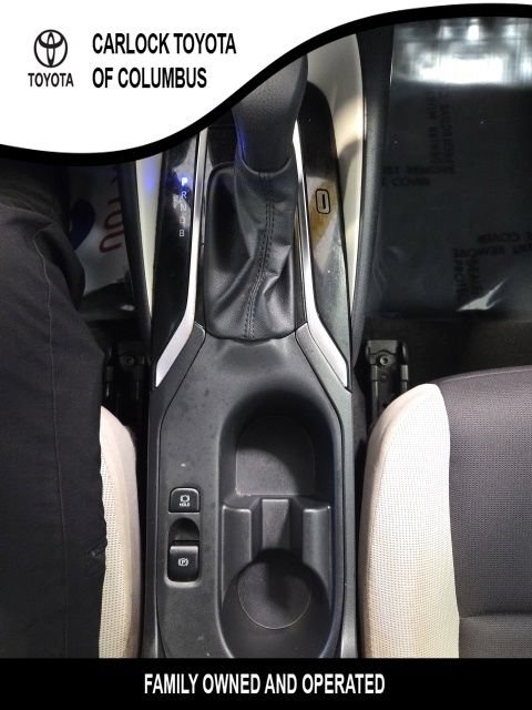 Used 2025 Toyota Corolla LE FWD image 26
