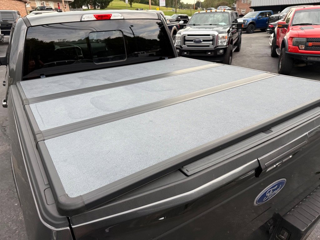 Used 2015 Ford F150 Lariat image 30