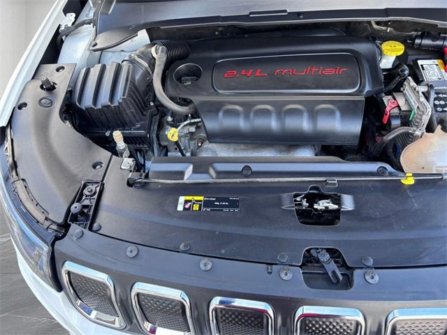 Used 2022 Jeep Compass Latitude image 28