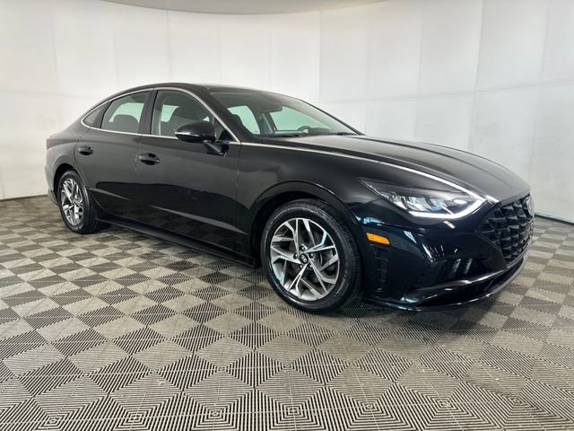 Used 2022 Hyundai Sonata SEL image 2