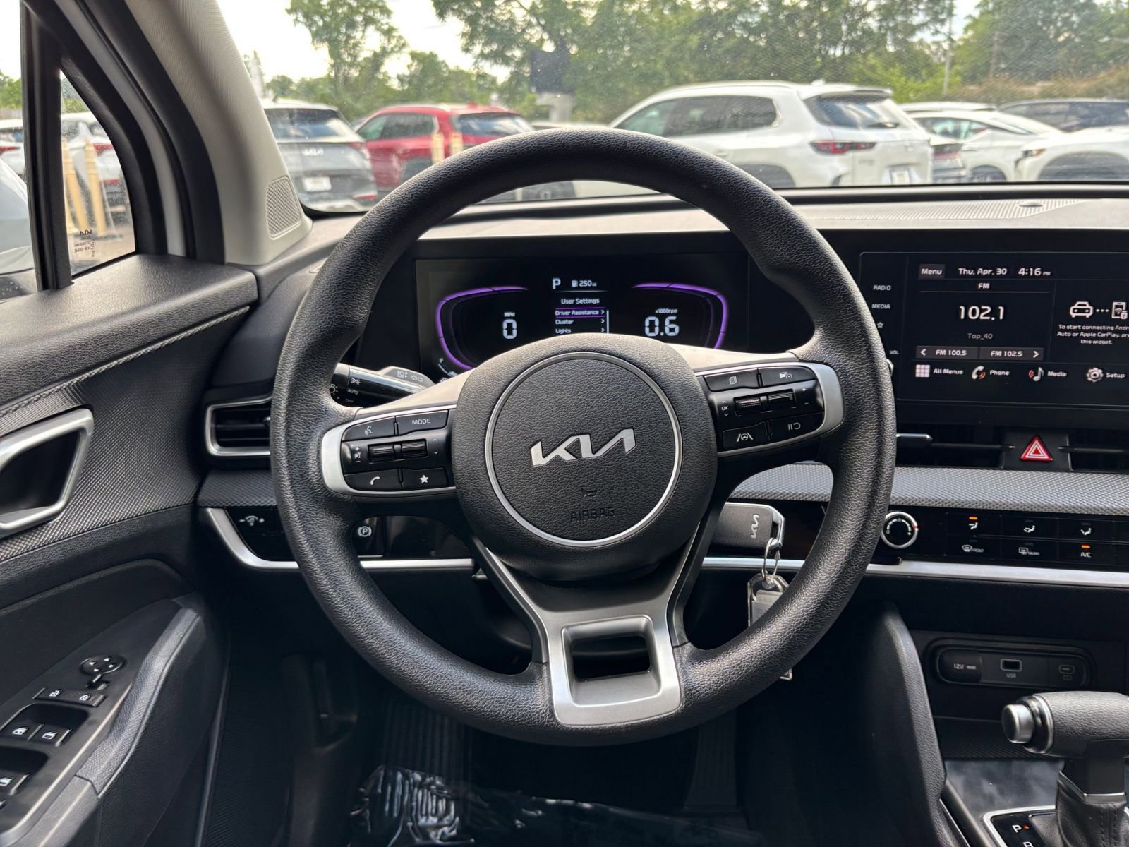Used 2025 Kia Sportage LX FWD image 30