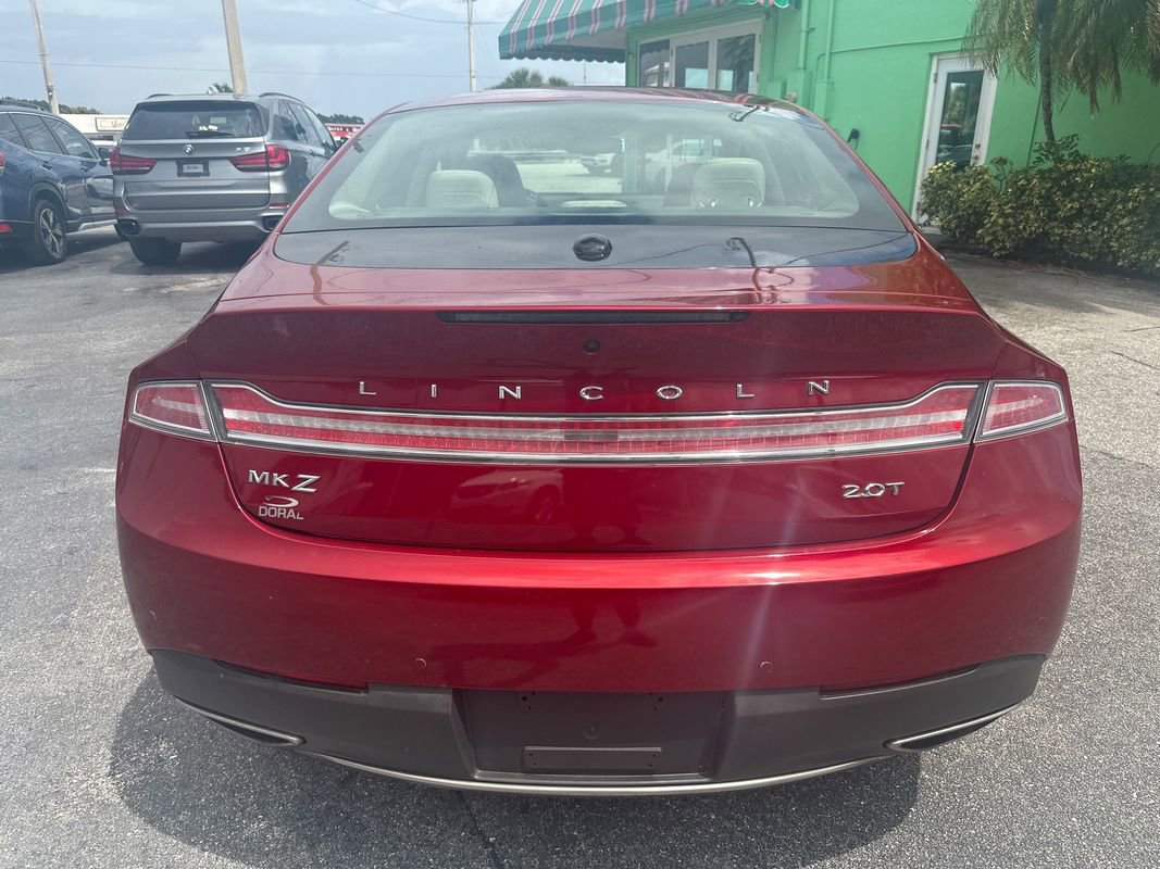 Used 2019 Lincoln MKZ Premiere image 5