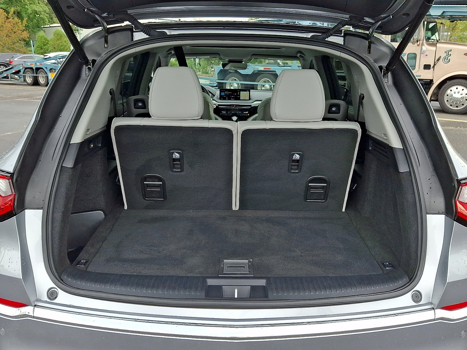 Certified 2024 Acura MDX w/ Technology Package AWD/4WD image 29