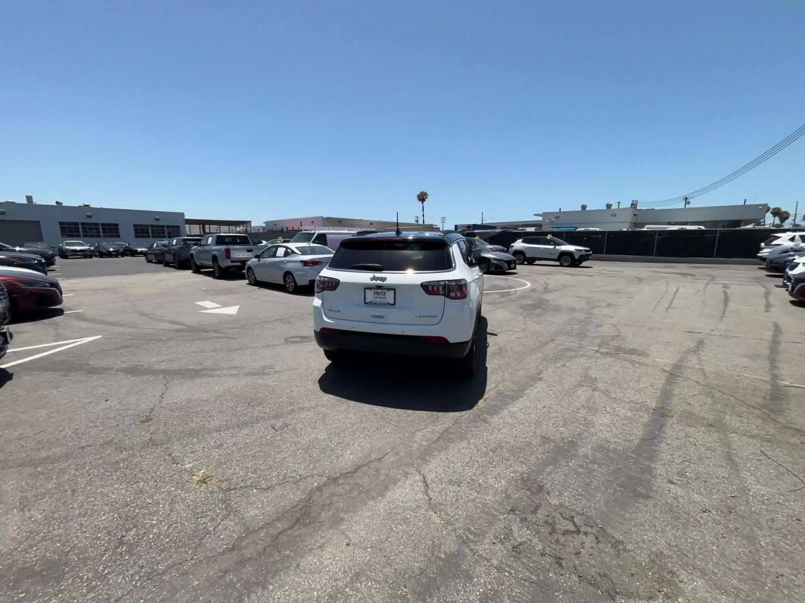 Used 2025 Jeep Compass Limited AWD/4WD image 13