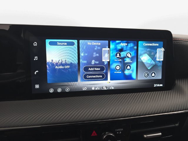 New 2027 Nissan Kicks SR w/ SR Premium Package FWD image 21