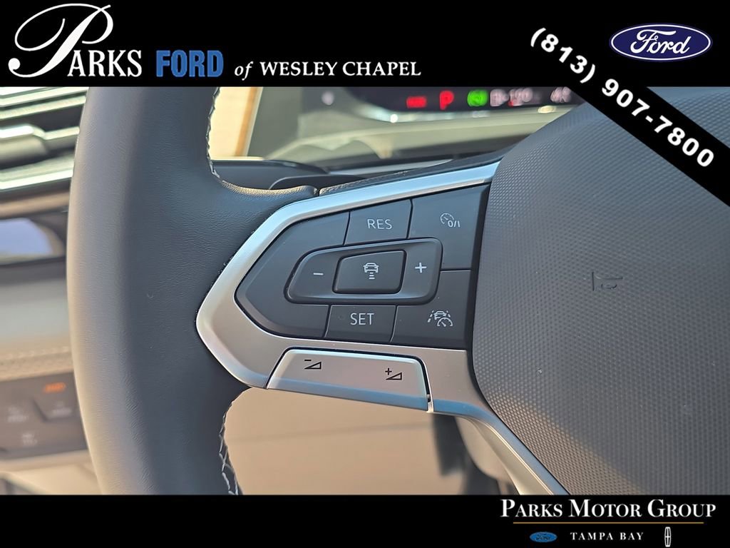 Used 2025 Volkswagen Atlas SE FWD image 29