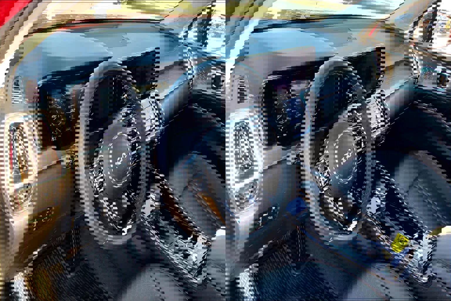 Used 2023 Kia Sorento SX image 17