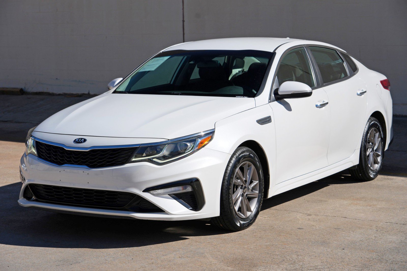 Used 2020 Kia Optima LX FWD image 39
