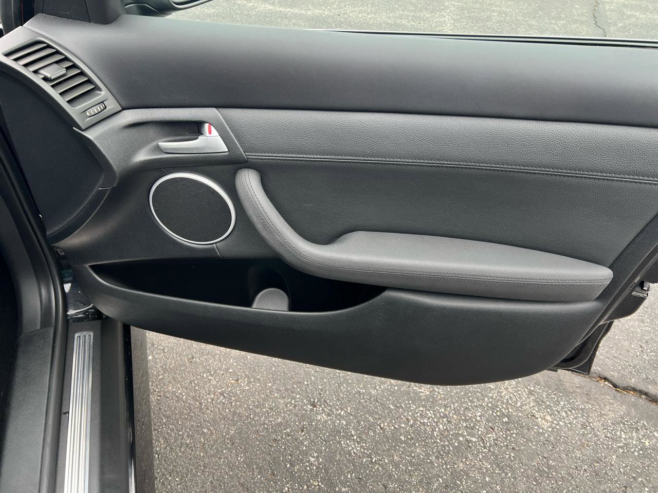 Used 2009 Pontiac G8 4dr Sdn w/ Premium Package image 24