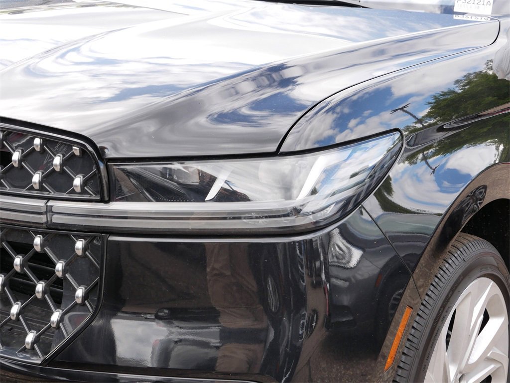 Used 2025 Lincoln Navigator L Black Label image 2