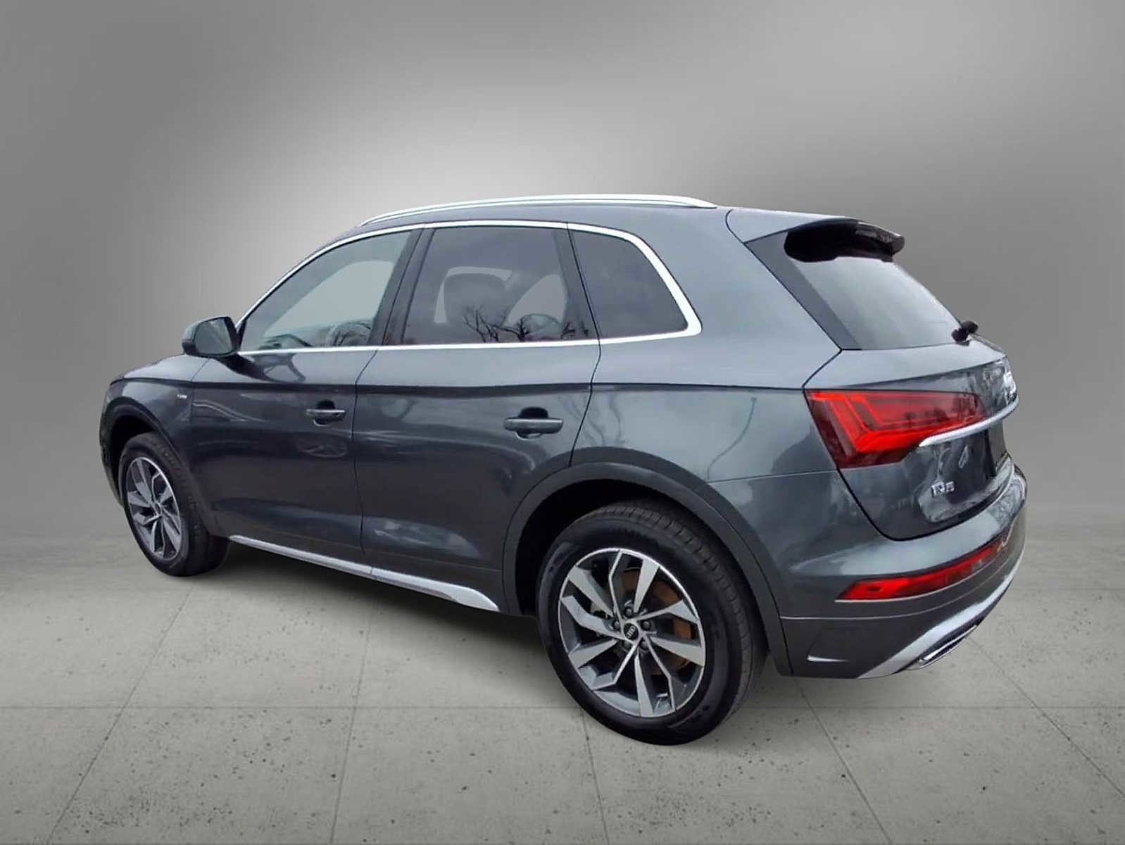 Certified 2023 Audi Q5 2.0T Premium Plus w/ Premium Plus Package image 6