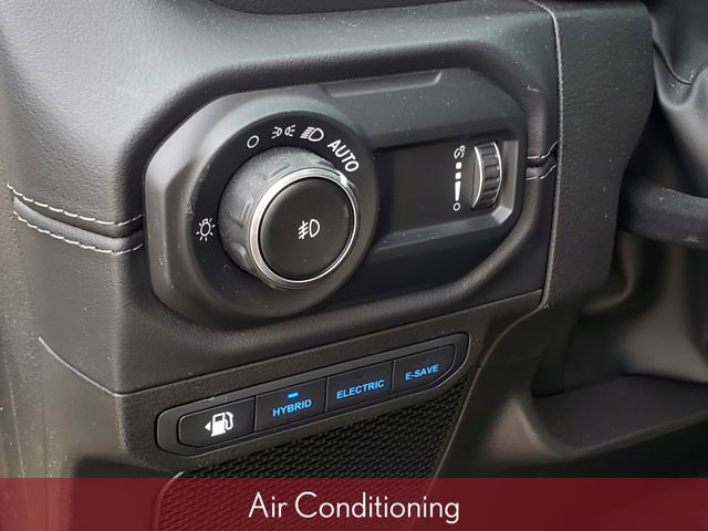 Used 2024 Jeep Wrangler High Altitude AWD/4WD image 13