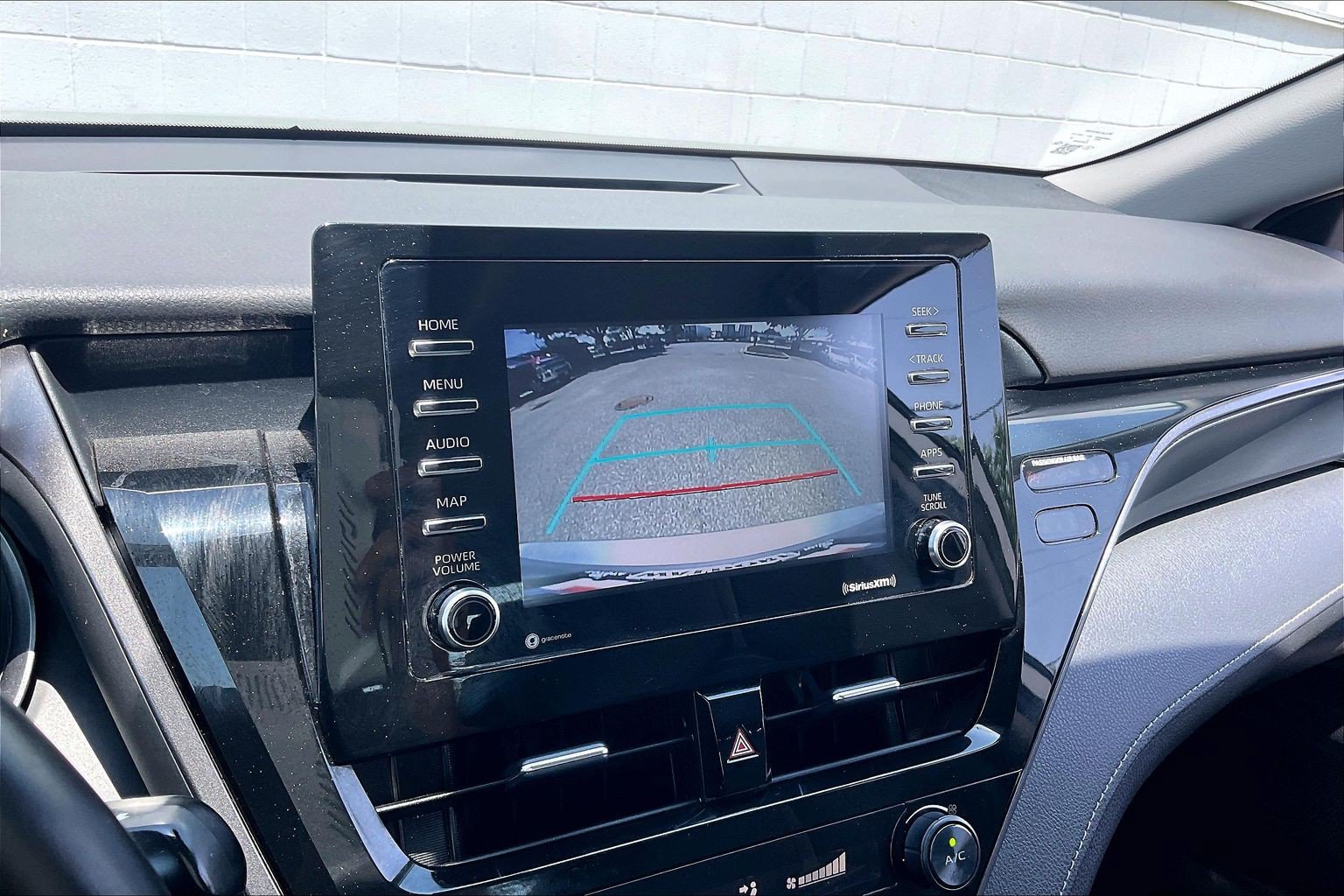 Used 2021 Toyota Camry SE FWD image 26