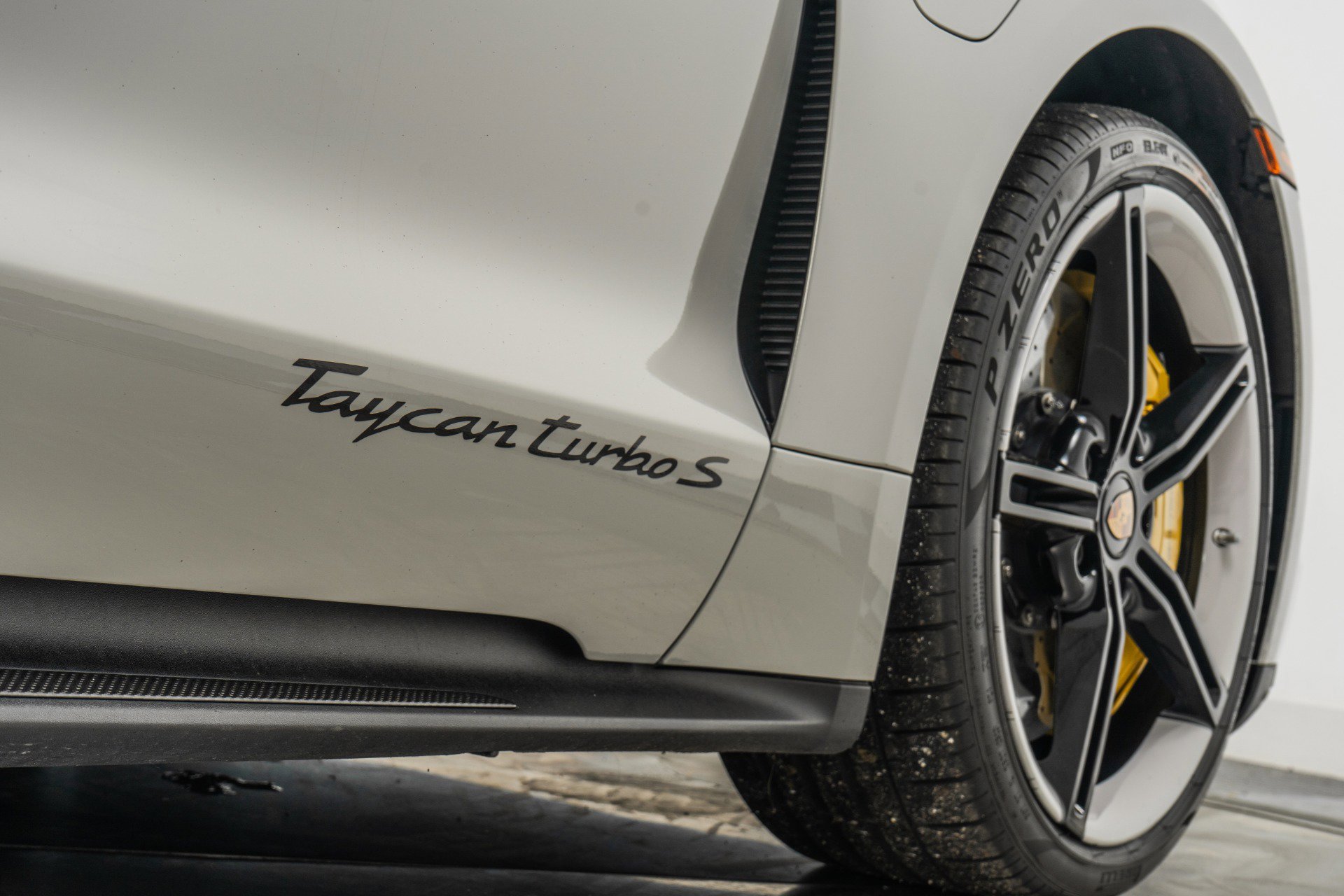 Used 2021 Porsche Taycan Turbo S image 37