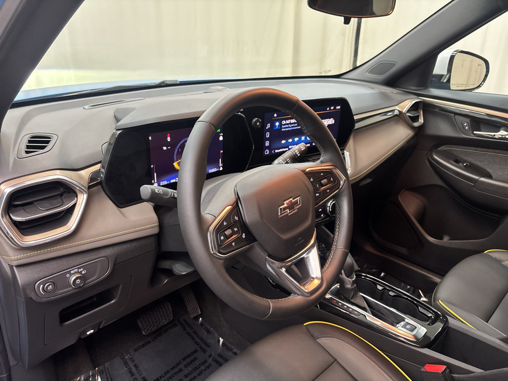Used 2024 Chevrolet TrailBlazer ACTIV w/ Driver Confidence Package AWD/4WD image 15