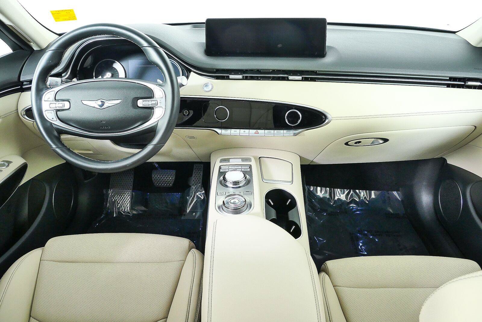 Used 2023 Genesis GV70 2.5T AWD/4WD image 17