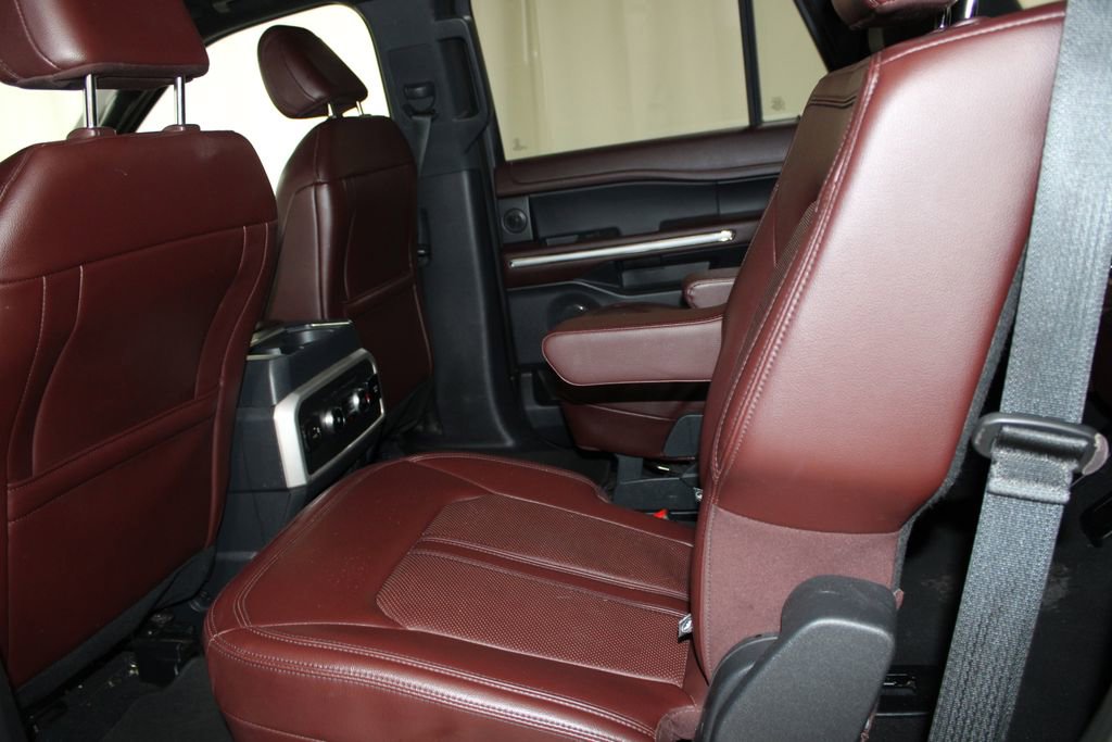 Used 2023 Ford Expedition Limited AWD/4WD image 22