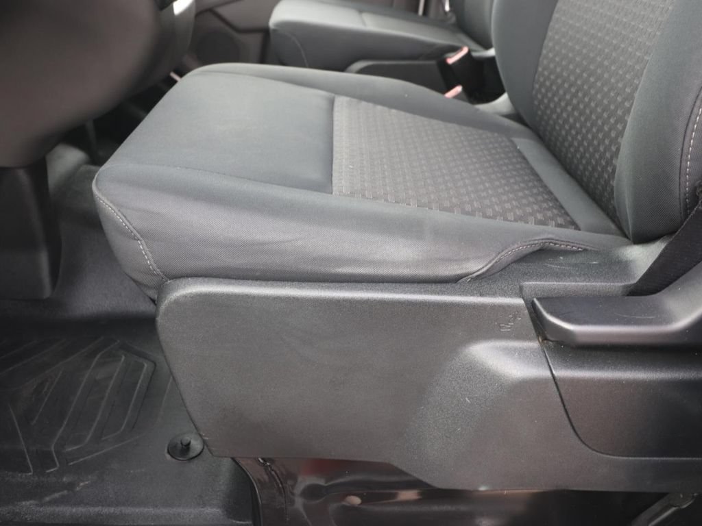 Used 2025 Ford Transit 250 Low Roof w/ Exterior Upgrade Package RWD image 18